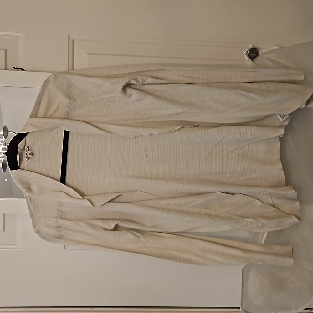 White knit cardigan